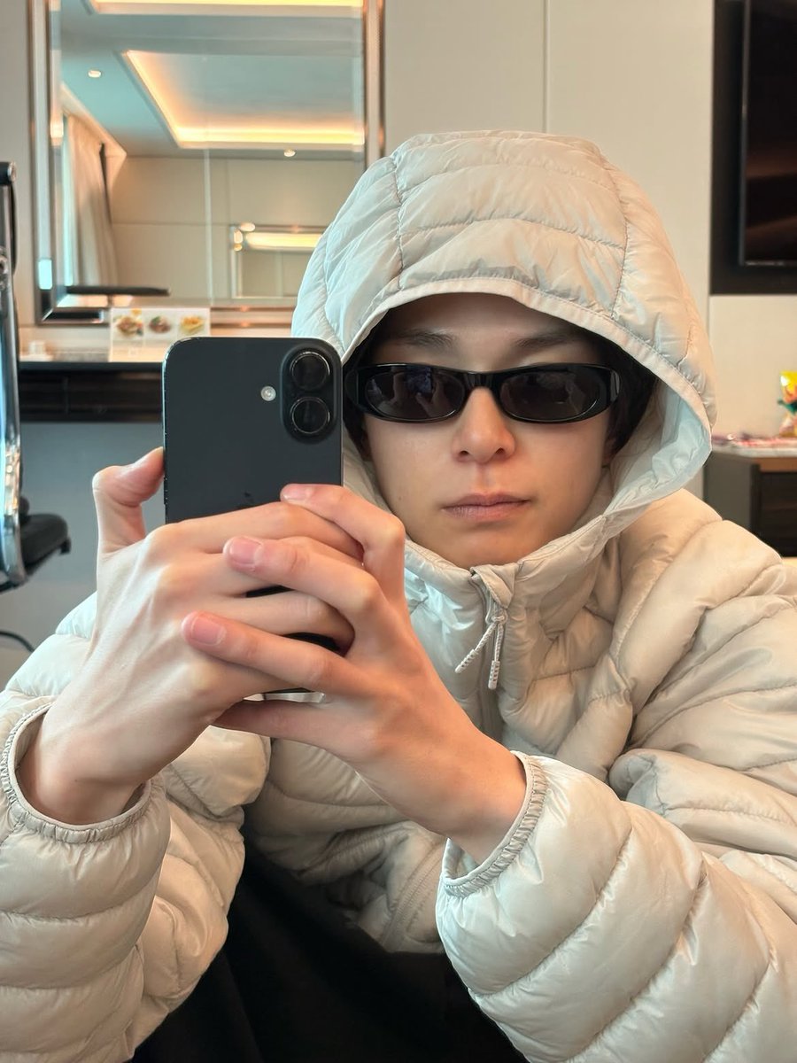 asahiflare's tweet photo. ASAHI instagram post 📸 #아사히

“광고 airsahi mode ON 🪶 #탑텐 #탑텐에어테크 #탑텐경량패딩 #ASAHI” https://t.co/RqA7iKUUPd