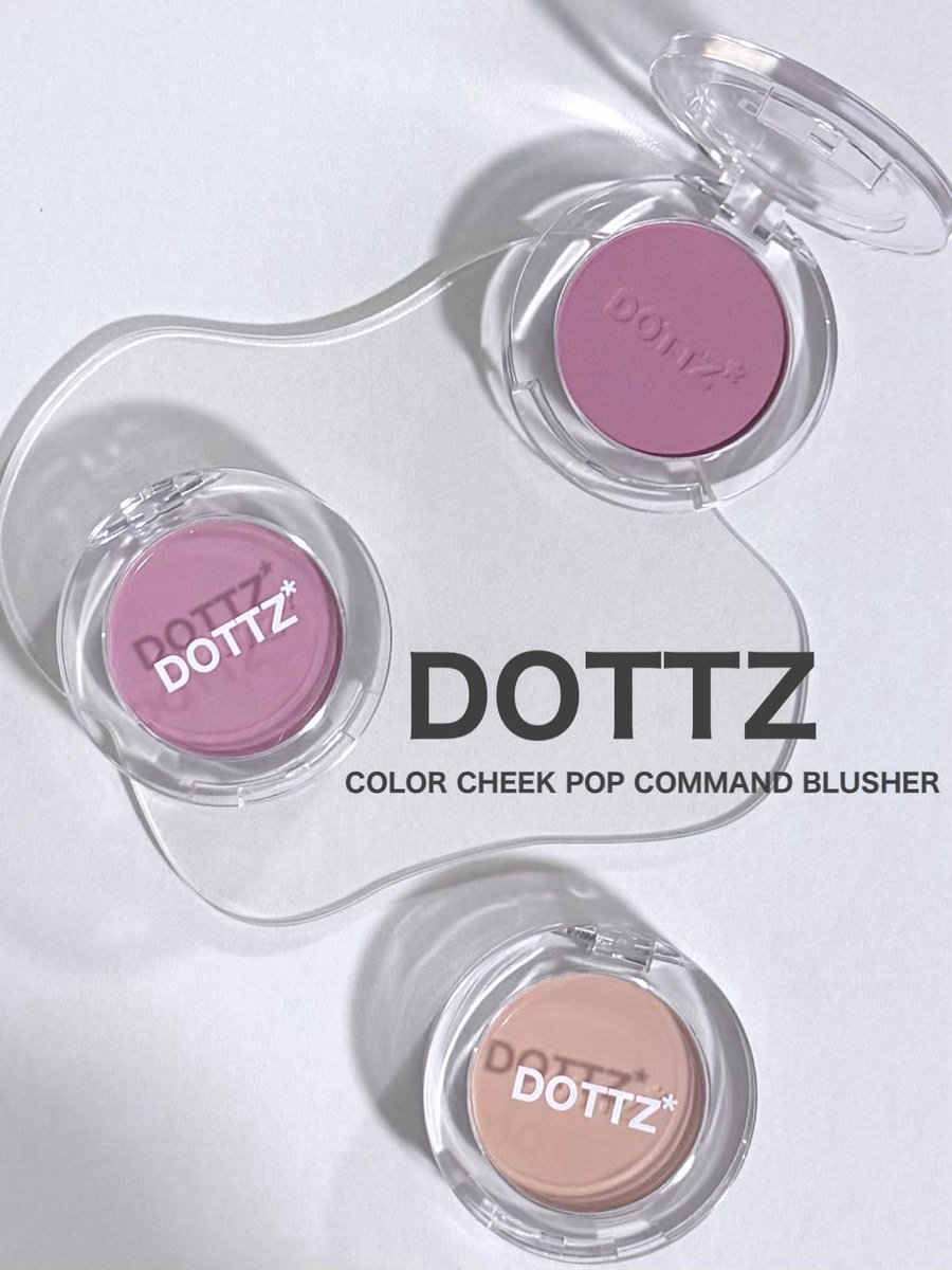 SUNAWAWAMIN's tweet photo. [pr]
DOTTZ（ドッツ）のぽよんチークことCOLOR CHEEK POP COMMAND BLUSHERはクリアな高発色がかわいい🥹♡
毛穴や肌の凹凸をフィルターをかけたようにカバーしてくれるところも◎
2色使いしてみたらかわいいカラーに仕上がりました↓ https://t.co/ecMb8xyIUy