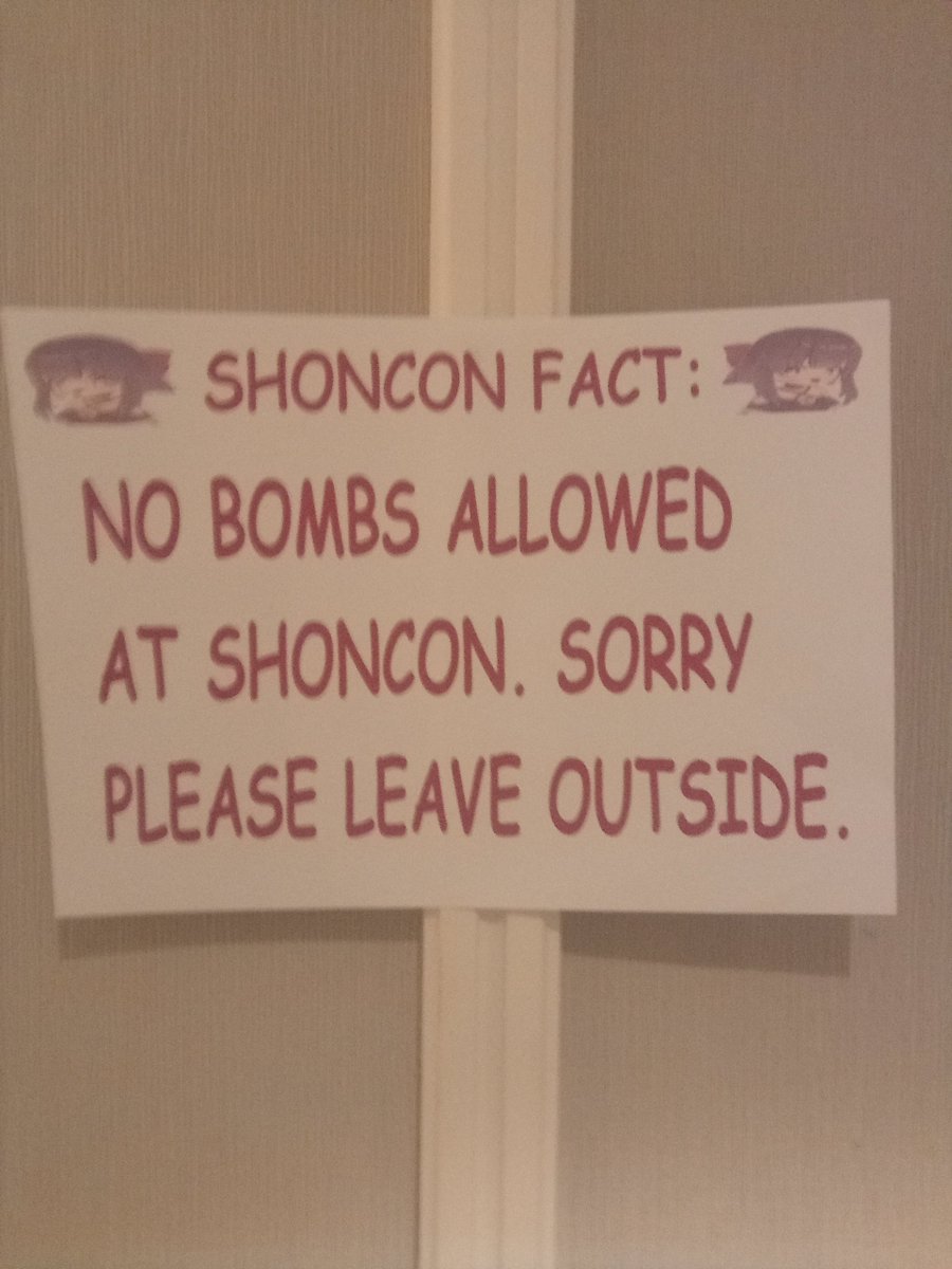 sixpathskaioken's tweet photo. #SHONCON2026 I will finish uploading everything once I'm actually home; as people very kindly made me aware that not everyone likes con photos posted. So I'll use GNU to blur people's faces out. If you think you might be in one of my photos, and are fine with my publishing them; please let me know!
#VTuber #Convention