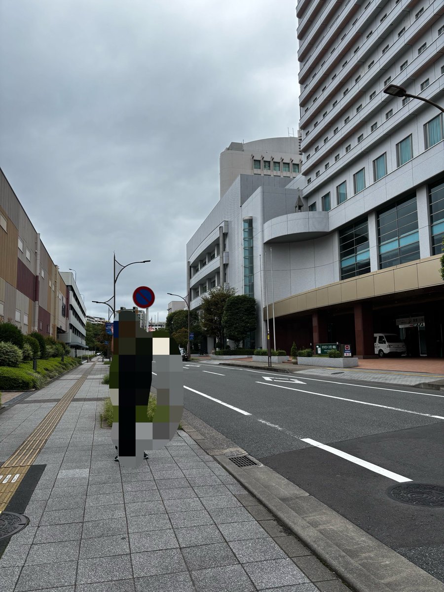 hide_loopcube's tweet photo. 海浜幕張駅の大混雑は「「公園改札」から出るとガラガラ」と聞いて試してみたら9時台とかアツい時間帯も本当にガラガラで幕張メッセまで行けたので気づいた人だけどうぞw #TGS2026 https://t.co/R9K2XwicxF
