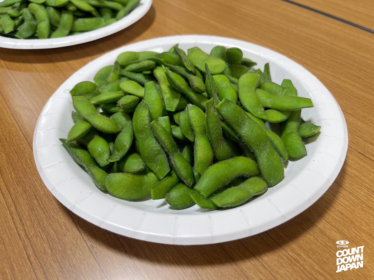 JA_CDJ's tweet photo. 本日の美味しい #プレゼント をご紹介🥳

今回は…

秋田県産枝豆『あきたほのか』 🫛

こちらを【3名様】にプレゼント🎁

応募は今からでもまだ間に合います🤲🏻

①このアカウントをフォロー✅
②固定ポストをリポスト🔁

ご購入はこちら
▶️https://t.co/oForpZtQyb

#JA全農CDJ #全農 #TOKYOFM #JFN https://t.co/ygoYU8D9x8