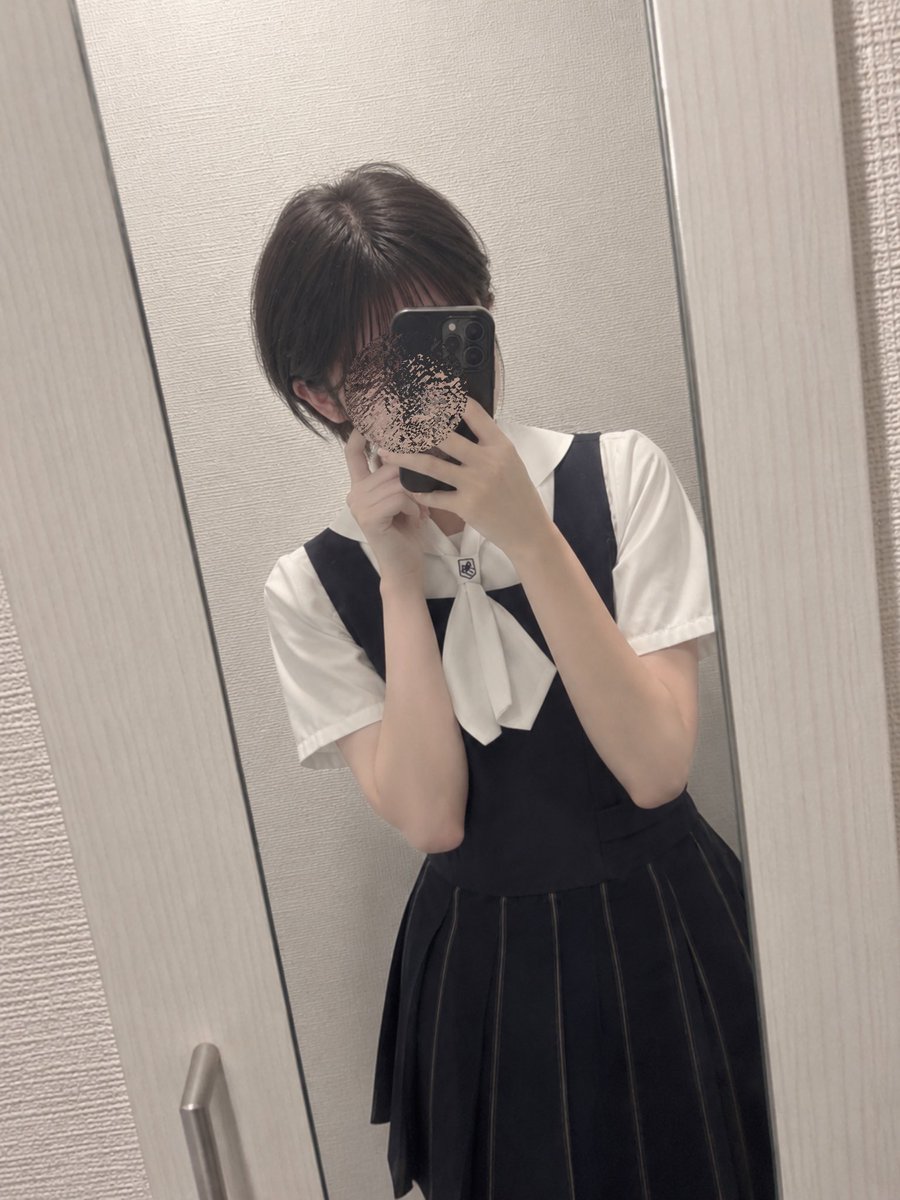senaggy5's tweet photo. 前の垢、僕が可愛すぎてbanされちゃったみたい^ ܸ._. ܸ^
可愛すぎるのも罪だね❤︎
これからは控えめにいきます＾＾
#男の娘 #女装 #制服 #コスプレ https://t.co/L7S3StX5qZ