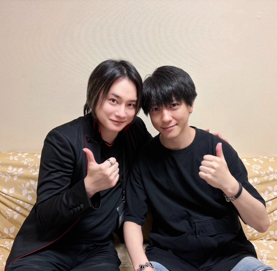 Rachi__official's tweet photo. とても素敵な方々に声の出演をして頂きました！この作品の仲間が2人増えました。

鈴木拡樹 君
速水けんたろう さん
心から感謝しかありません。

ミュージカル「夢微之（ゆめびし）」
🎫https://t.co/IC2TYxVkmO

#夢微之
#中国ミュージカル
#プロデューサー
#演出
#振付
#主演
#良知真次
#WorldCode https://t.co/nMow5VZfp0