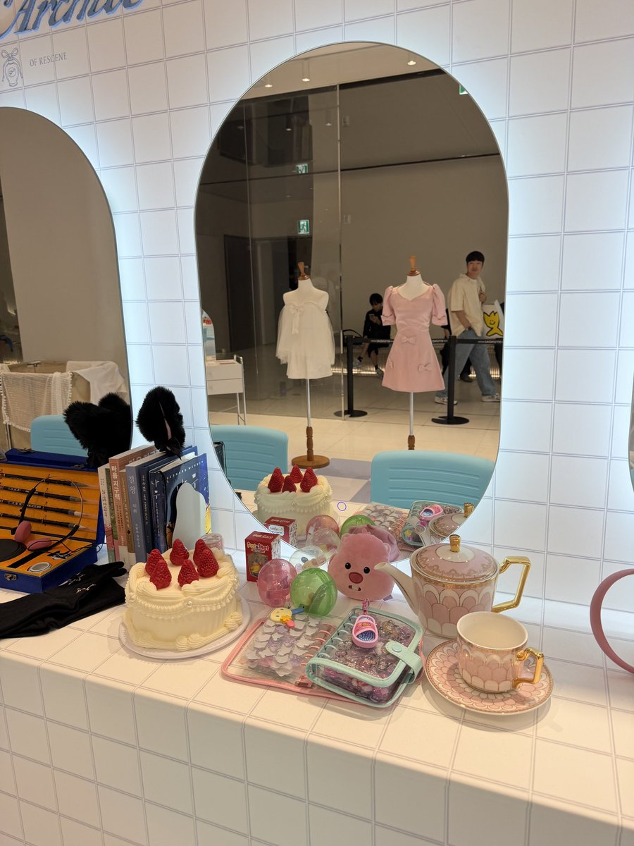 nnuu__xx's tweet photo. #RESCENE #리센느 #ScentArchive #MemoriesOf_RESCENE  #리센느_위드뮤_팝업 https://t.co/8KGnnAYsG8