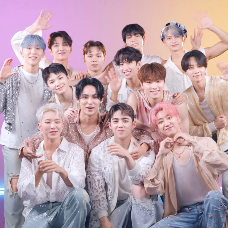snowkhoshi's tweet photo. ot13 enlistment era

september 26, 2024 to june 9, 2028

total: 3 years, 8 months and 14 days
= 1,352 days

when jeonghan enlisted, 1,352 days before september 26, 2024 was january 13, 2021.

now there are 629 days remaining until ot13 reunion, when mingyu is discharged.

629 days ago today was december 29, 2024.