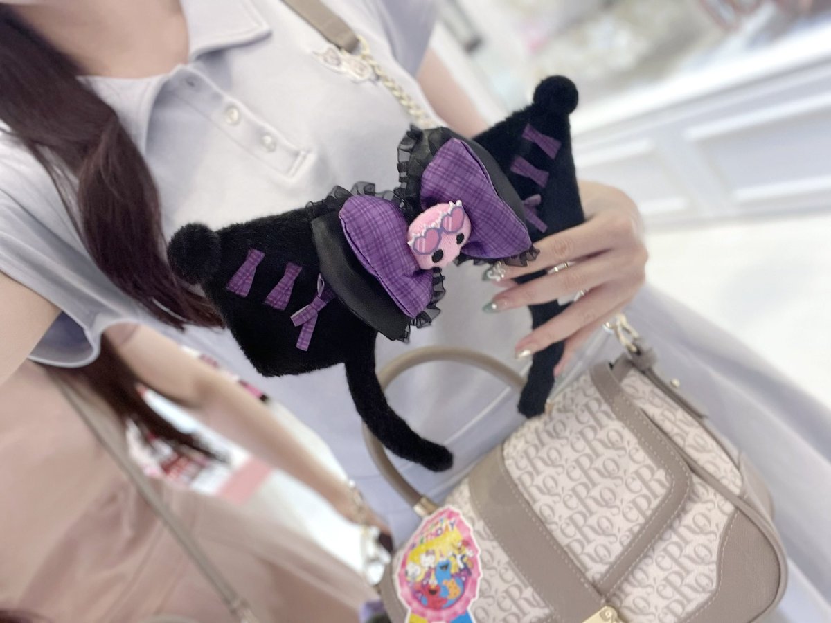 marukutefuwafu's tweet photo. お気に入りのロゼミュお洋服🎀💎
#rosemuse https://t.co/9QT8OI47xS