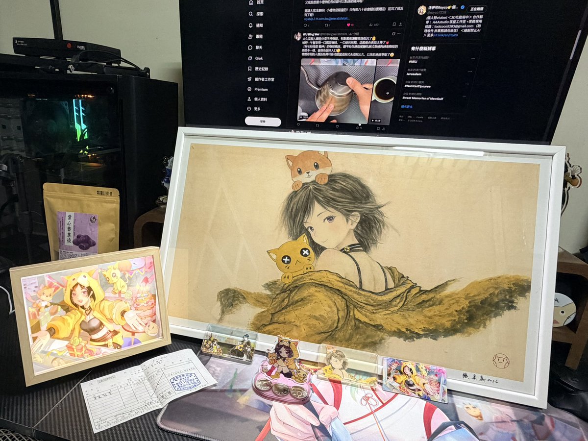 WUBingWei365976's tweet photo. @royco_1228 @SINMO00 
收到張真彥老師的複製畫啦🥳
雖然漫博看過了，但是喧鬧的氛圍沒能靜下心觀賞。

去臺藝大專注看展示時端詳了許久⋯必須買！比起壓克力小磚，還是複製畫的尺寸觀賞起來最有美感😘

出貨包裝非常嚴謹，收到的複製畫平安送達沒任何損傷，太讚了～！
https://t.co/FVusJ0Upnz https://t.co/0tPlJvqip8