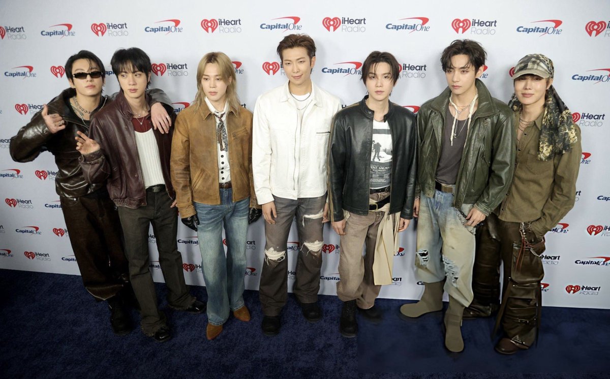 sunflowercharts's tweet photo. .@BTS_twt ในเ��ศกาลดนตรี iHeartRadio Music Festival ประจำปี 2026 ณ T-Mobile Arena ลาสเวกัส สหรัฐอเมริกา

#BTSxiHeartFestival #iHeartFestival2026 https://t.co/ccSjOFYvdF