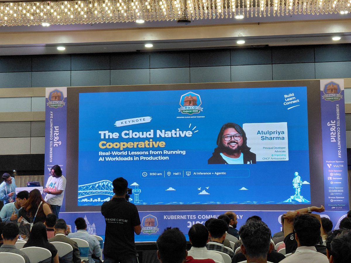 Vanditvpandya's tweet photo. @TheTechMaharaj ( @Atulmaharaj )on @k8sAMD

Delivering the keynote session

#KCDGujarat #KCDGuj26 https://t.co/Fvf7tLJVcg