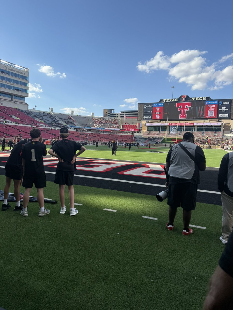 CooperLuensmann's tweet photo. Had a great time @TexasTechFB thank you to @coachfreddiej for the invite and making it a great experience!

@hooperty12 @RecruitLCP @chipd23 @Dustin_Schulte https://t.co/9vjAP0KSEN