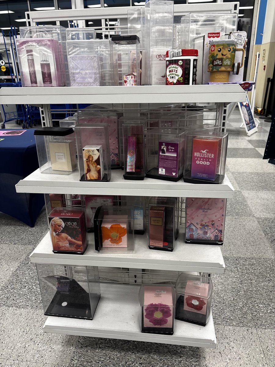 dfragrantfeline's tweet photo. Ross - Ontario Mills Parkway

Lots of Atralia, gulf orchid, Lattafa, Riiffs,  and Paris Corner perfumes.
#PerfumeCollection #FragranceAddict #PerfumeReview #catlover #rossdressforless 
@PARIS CORNER USA @ATRALIA PERFUMES USA @Riiffs.Perfumes @Gulf Orchid Fragrances @LATTAFA USA https://t.co/dpqvKiKbBw