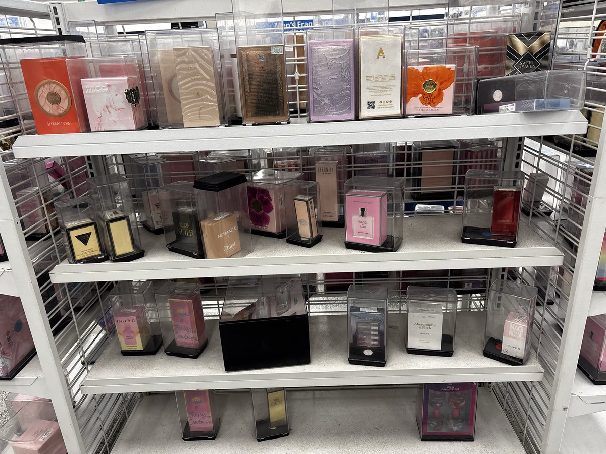 dfragrantfeline's tweet photo. Ross - Ontario Mills Parkway

Lots of Atralia, gulf orchid, Lattafa, Riiffs,  and Paris Corner perfumes.
#PerfumeCollection #FragranceAddict #PerfumeReview #catlover #rossdressforless 
@PARIS CORNER USA @ATRALIA PERFUMES USA @Riiffs.Perfumes @Gulf Orchid Fragrances @LATTAFA USA https://t.co/dpqvKiKbBw