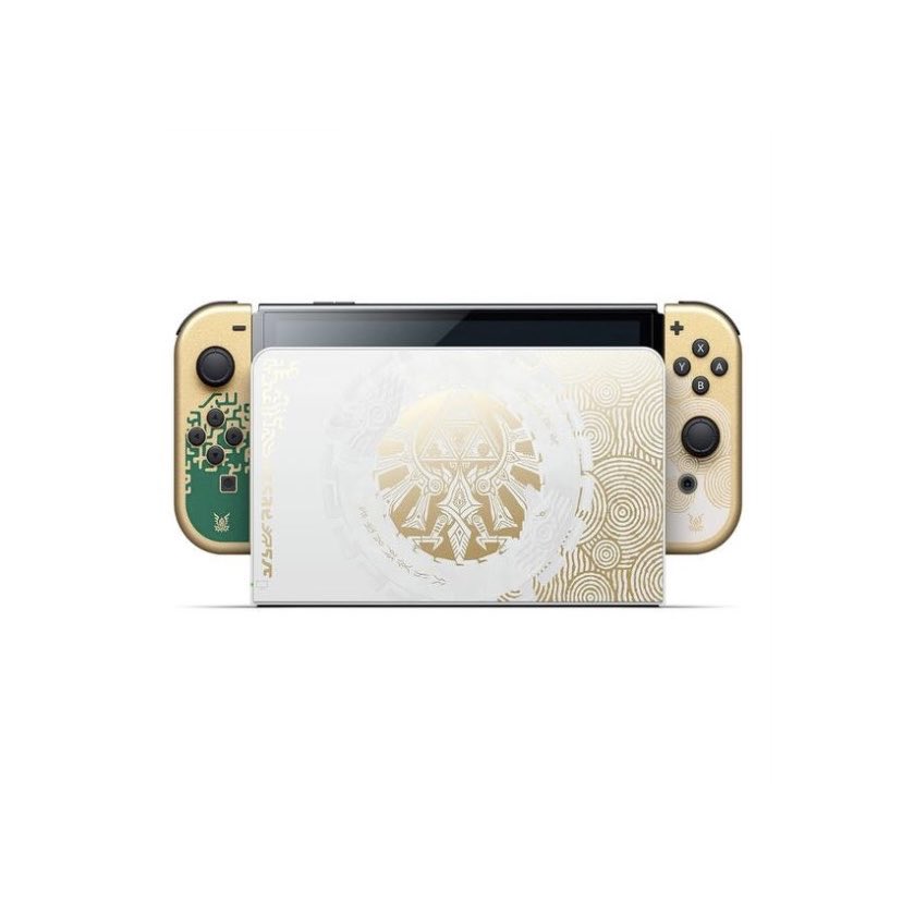 lucaschoucair's tweet photo. Sejamos sinceros: vocês acham que a edição do Switch 2 de Zelda superou a versão OLED de Tears of the Kingdom? https://t.co/PioOGX3InO