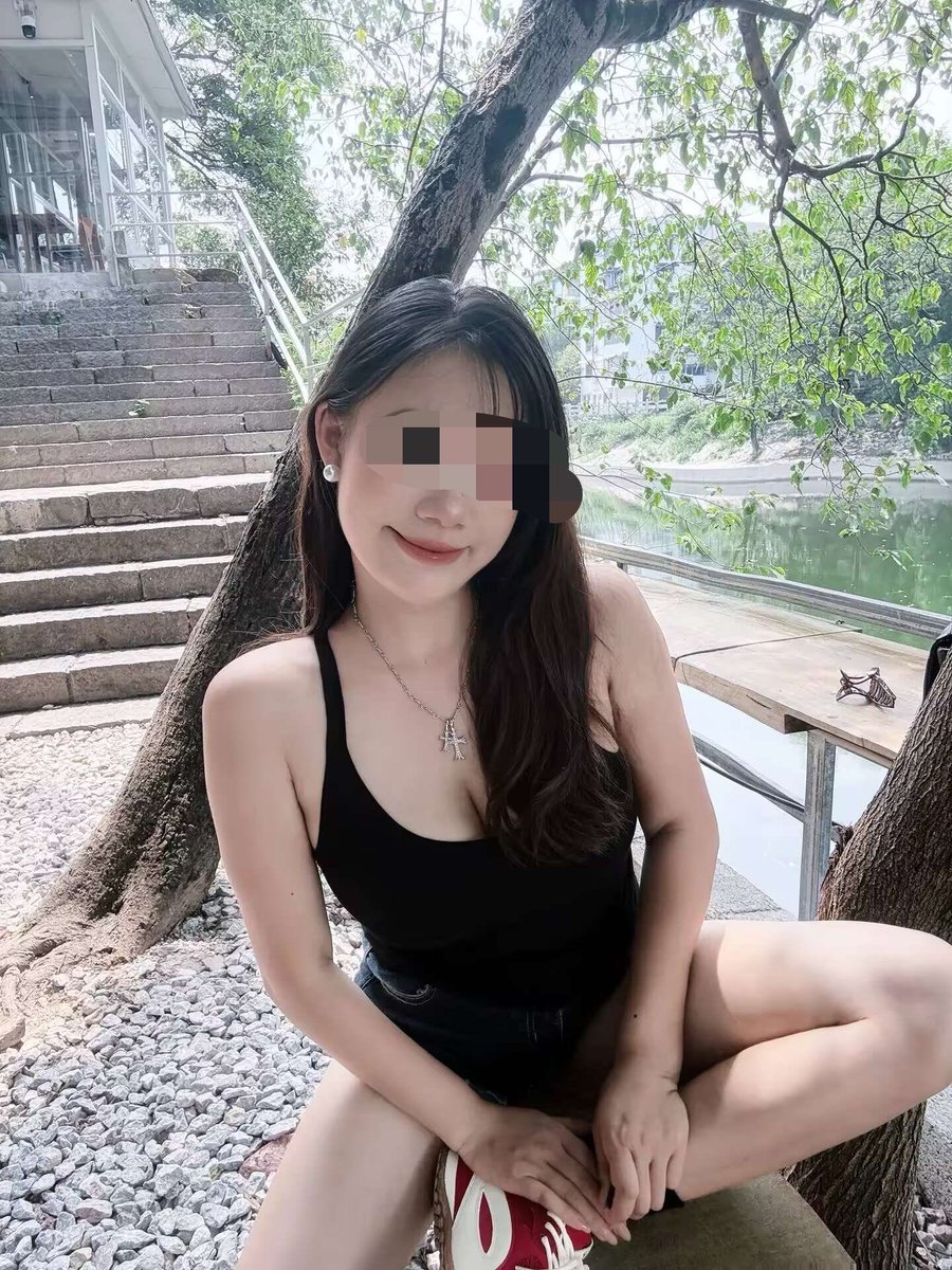 burcuxbrck's tweet photo. 吕梁 分居状态  冷静期  感觉自己长得显老  今年29岁   随着年龄的增加感觉性瘾越来越大   一到晚上老是想要  自己也不敢出去瞎玩  找一个时间久的  秒男不要来  我都可以配合    40以上不要来了 https://t.co/c0xK9PqhmH