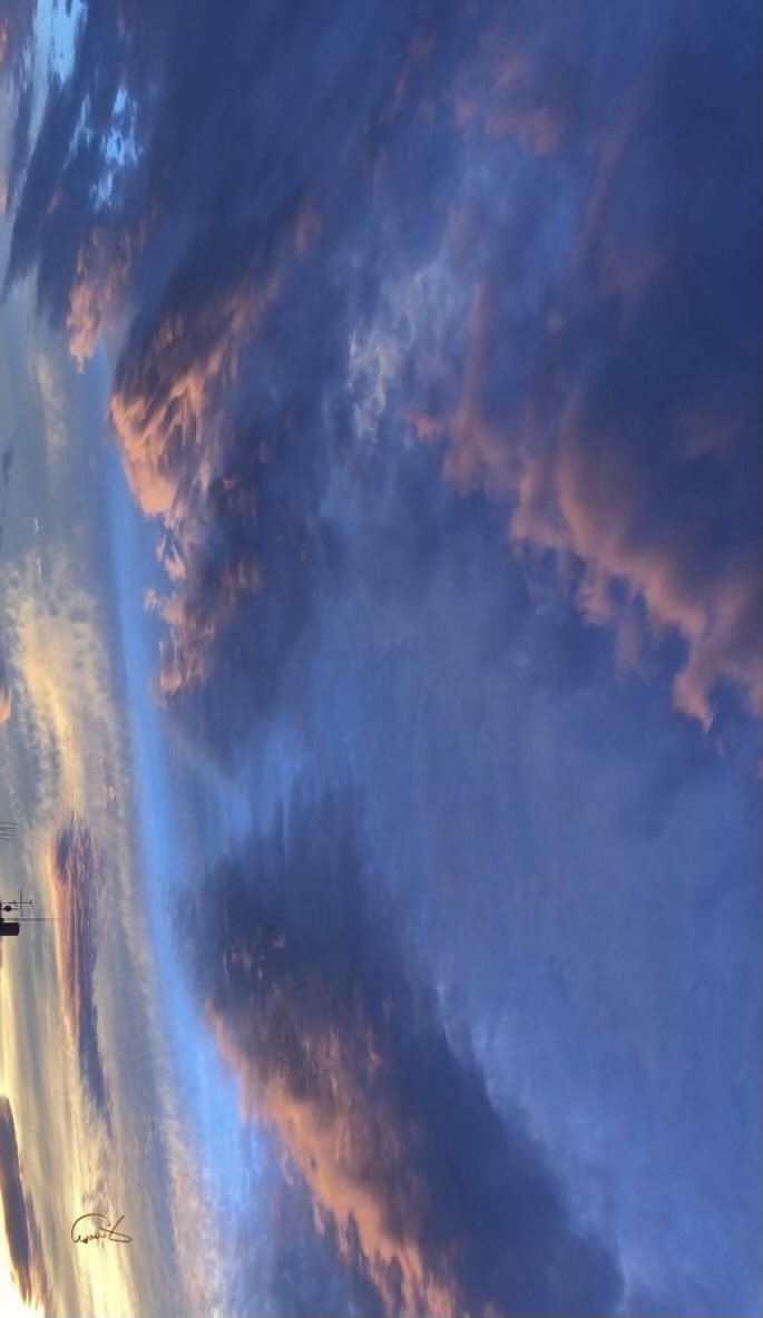 chikyu_888's tweet photo. きれいな夕暮れ https://t.co/FgsP7wFle0