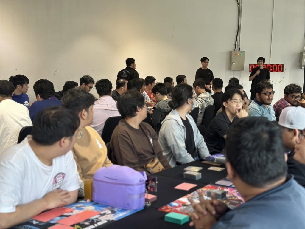 rizqihidari's tweet photo. documentation of Duel Masters CS Invitation Qualifier for DMGP October later at Hobbystation Hublife, Jakarta, Indonesia

#デュエル・マスターズ
#デュエルマスターズ
#デュエマ
#デュエマCS https://t.co/hazyWkRcmR