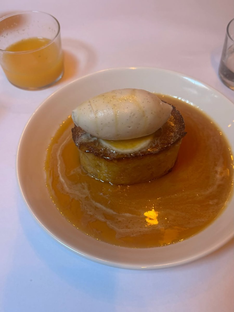 valmirj's tweet photo. I'm questioning its reality. How can something like this manifest? It feels like a divine creation intended just for me. Vanilla flavor, who knew it could be enhanced to this degree? The individual behind this needs to face legal consequences. This i... https://t.co/50eaiEOdtN