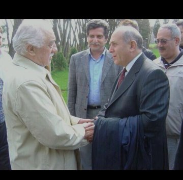 ulasdgrmnclr's tweet photo. @vatanhainikemal ÖRNEK Bu Fotoğraftaki Vatan haini içinde SAVCI ÇAĞRI KILIÇ İLK MAHKEMEDE BERAAT ETMEME RAGMEN ADALETİN KILICINI MİLLETE ÇEKMİŞTİR.SENDE FETOCUSUN KUZU AİLESİDE FETOCUDUR. ŞEREFİNİZİ ONURUNUZLA BU TERÖRİSTLERLE YATAGA GİRDİNİZ ANLADIK.VATANI NEDEN YATAK BAYRAGI CARŞAF YAPTINIZ https://t.co/jz9lvSVqN8