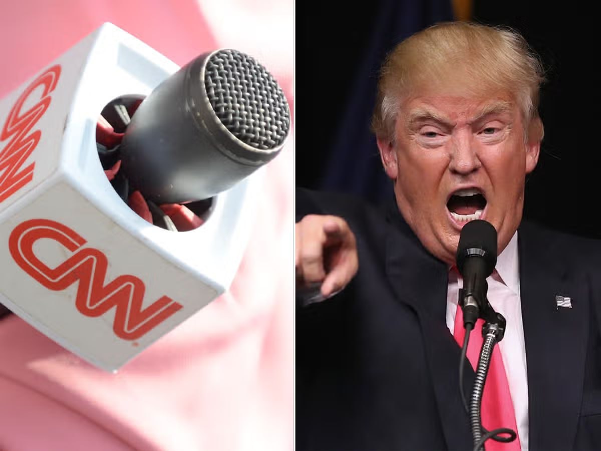 Nexo_Latino's tweet photo. 🇺🇸¡Libertad de expresión, al estilo estadounidense!

CNN afirma que emprenderá acciones legales si el presidente Donald Trump cumple su amenaza de prohibir a la cadena el acceso a la Casa Blanca, argumentando que dicha prohibición violaría las protecciones de la Primera Enmienda. https://t.co/0TAIKgVQpa
