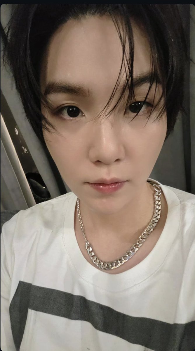 Mianhae_ami's tweet photo. Am I hallucinating ?

MIN YOONGI    !!!!!!!!!??????? https://t.co/3ipCQPmVLc