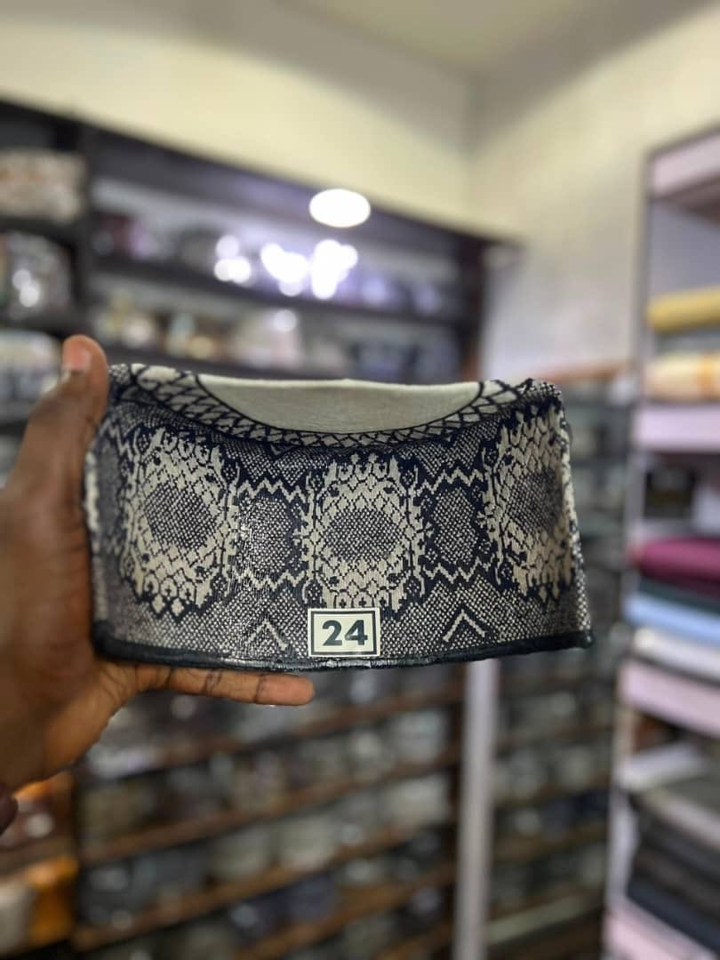 MustaphaKawu1's tweet photo. NEW ARRIVALS FOR THE FASTEST FINGERS 

HIGH-QUALITY BAMA CAPS💥🔥💯

🏷️:N35,000——————N50,000

📍Damaturu,Yobe State 

🚚(Nationwide Delivery)

📞https://t.co/Hp9Qn5X4vX https://t.co/vbIa6nRxTQ