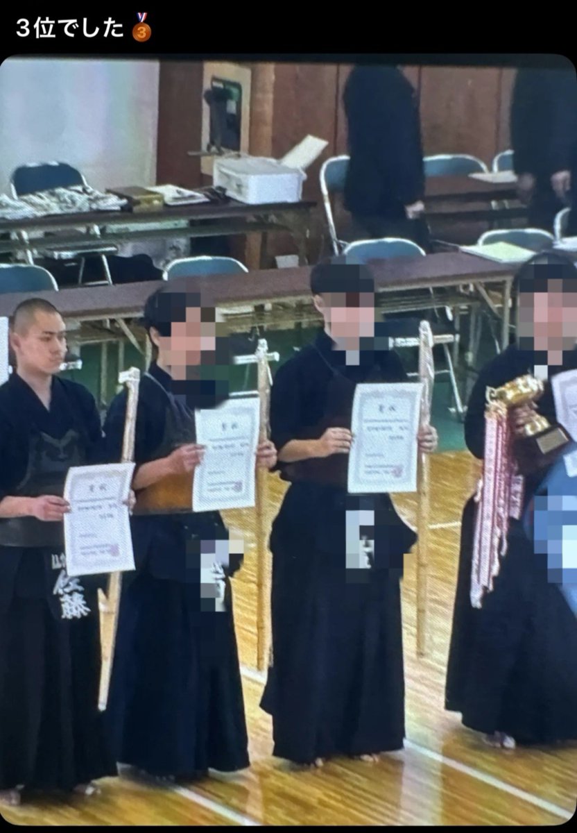0915_taka_'s tweet photo. 【仙台育英】
2年フレックスコース3組の佐藤迅くん！(2F3)
未成年喫煙やめてww https://t.co/L94ski5pCY