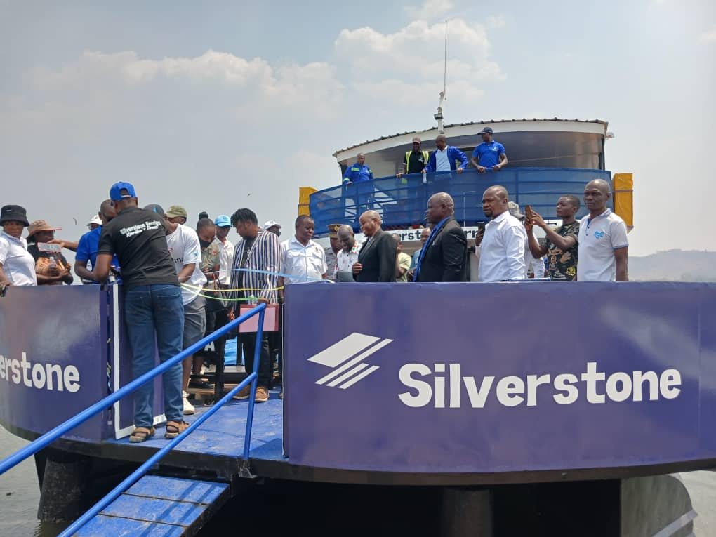 JeremiahMb65631's tweet photo. UNDER the able and caring leader H.E PRESIDENT DR ED MNANGAGWA the new ferry has been officially launched on Lake Kariba, offering a vital transport lifeline to lakeshore communities that have spent weeks grappling with loss isolation & disruption to trade.
#EDcares
#OneLove
#ZIM https://t.co/ntuBTemFX9
