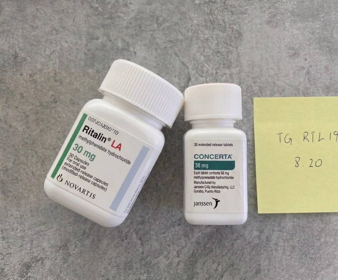 patora1020's tweet photo. 专注达 vs Vyvanse 🧠
• 专注达：12h OROS物��控释，靠胃肠道推进。
• Vyvanse：10-12h血液酶解前体，与消化无关，极致顺滑。

👉 你觉得哪种控释更适合你？👇
#ADHD #专注达 #Vyvanse #健康科普 https://t.co/6qovEWOKIk