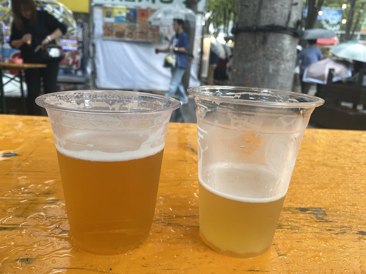 multi_wotakun's tweet photo. ビール祭り来た！！
めっちゃ色んなビールあって美味すぎ〜 https://t.co/TSxyEnFMHO