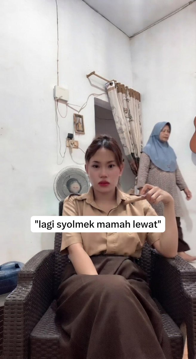 sisilp8l's tweet photo. SMA lagi ni
https://t.co/DHf9WsvT4G https://t.co/8pI1NNYMEZ