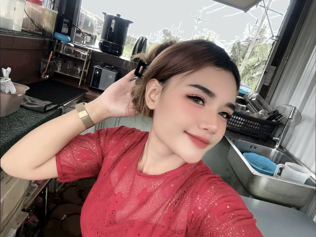SawwalukP's tweet photo. เบื่ออออ🌺  #สุราษฎร์ธานี https://t.co/lB1TsRINAz