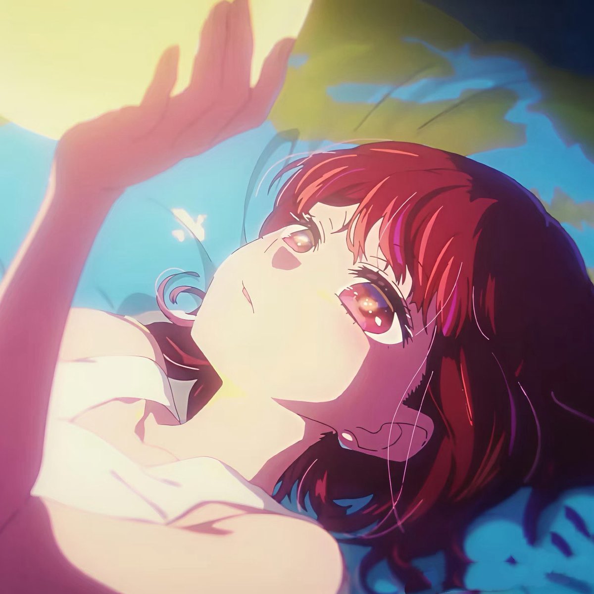 AquaKana_Love's tweet photo. 「Full Moon!」は、アニメ第1期第9話で披露されたかなのソロ曲であり、迷いの中にいた彼女が未来への道を模索した証の一つでもあります。

幼い頃にアクアと出会ったことで、かなは改めて自分自身と向き合うようになりました。そして年月を経て芸能界で再会した二人は、それぞれの目標に向かって歩み続けています。アクアの存在によって、かなは暗闇の中でもがいているのは自分一人ではないと知り、ようやく同じ道をともに歩んでいける仲間に出会うことができました。

今回のイベントのメッセージは「Full Moon!」の歌詞から、構図はMVでかなが月を抱きしめているシーンから着想を得ています。私たちは今回の中秋お月見イベントのテーマに「Full Moon」を選びました。長い夜の中で、互いを照らし合ってきた二人の日々を記念するために。