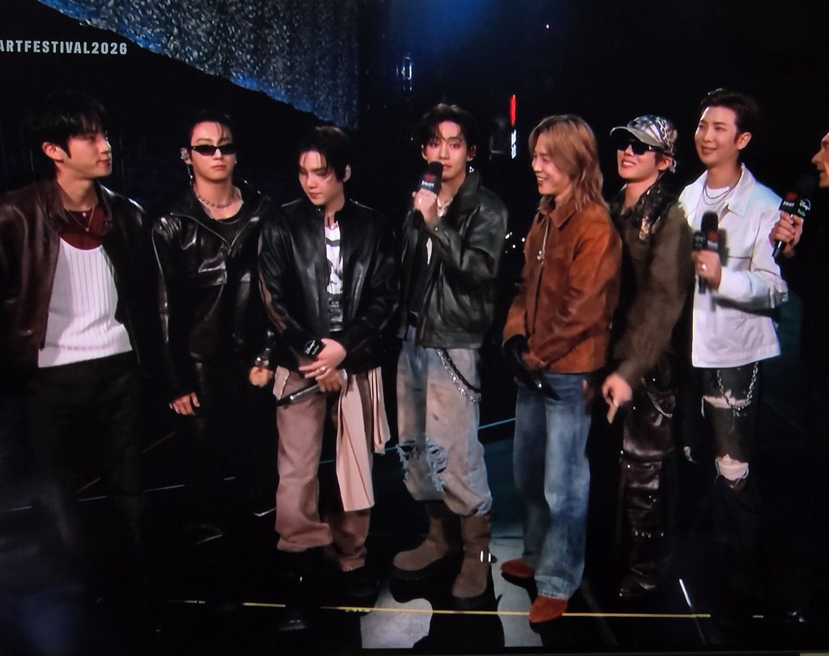 Vllayover's tweet photo. ♡ https://t.co/UOpalw27e7