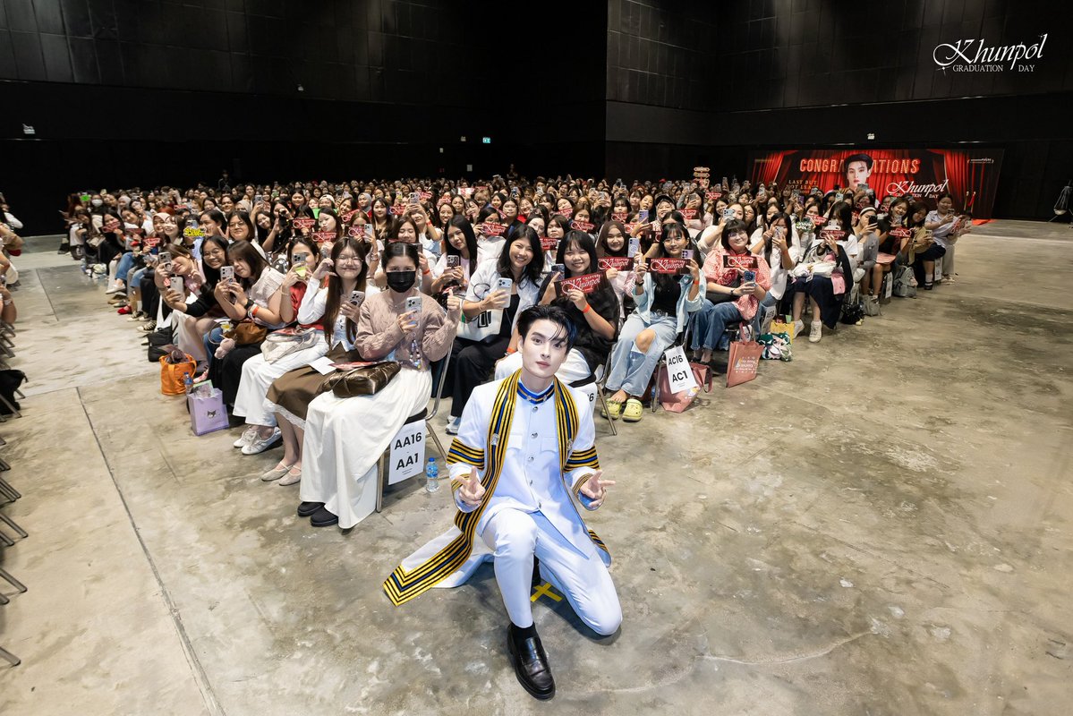 khunpolkingdom's tweet photo. SPECIAL THANKS TO ALL KHUNPOL TEAM ✨ #KHUNPOLGraduationDay #KHUNPOL @khunppol 

KHUNPOL TEAM ขอขอบคุณแฟนคลับ คนที่รักขุนพล ๆ คนจากใจ ที่ร่วมสนับสนุนโปรเจกต์นี้ให้เกิดขึ้นมาตั้งแต่วันแรกจนกระทั้งกิจกรรมเสร็จสิ้นลงอย่างสมบูรณ์

❤️ทุกยอดโดเนท ทุกคำแนะนำ รวมถึงทุกกำลังใจที่ส่งเข้ามาผ่านทุกช่องทางเพื่อให้โปรเจกต์นี้ออกมาได้อย่างดีที่สุด ล้วนเป็นส่วนสำคัญที่ทำให้โปรเจกต์นี้เกิดขึ้นและผ่านพ้นไปได้ด้วยดี 

❤️หากไม่มีทุกคน โปรเจกต์นี้คงไม่สามารถเกิดขึ้นและสมบูรณ์ได้อย่างที่เราได้เห็นในวันนี้ ขอบคุณที่ร่วมก���นสร้างอีกหนึ่งความทรงจำที่มีความหมายให้กับขุนพล และทำให้วันสำคัญครั้งนี้เต็มไปด้วยความรักและความตั้งใจจากทุกคน

❤️ไม่ว่าแต่ละคนจะเป็นใคร อยู่ที่ไหน หรือกำลังทำอะไร ขอบคุณที่ยังสละทั้งเวลา แรงกาย แรงใจ และร่วมสนับสนุนโปรเจกต์นี้ในแบบที่ตัวเองทำได้ เพราะสิ่งหนึ่งที่พวกเรามีเหมือนกัน คือความรักและความตั้งใจดีที่อยากมอบให้กับขุนพล …

❤️ตลอดการดำเนินง��น หากมีข้อผิดพลาดหรือสิ่งใดที่ทางทีมดูแลได้ไม่ทั่วถึง ต้องขออภัยมา ณ ที่นี้ด้วยนะคะ สุดท้ายนี้ ขอบคุณทุกคนที่เชื่อใจ สนับสนุน และเดินทางมาด้วยกันตั้งแต่ต้นจนจบ

❤️เพราะโปรเจกต์นี้ไม่ได้เกิดขึ้นจากใครคนใดคนหนึ่งแต่เกิดขึ้นได้เพราะ “พวกเราทุกคน” 🤍🤲🏻

ขอบคุณที่ร่วมกันทำให้ #KHUNPOLGraduationDay กลายเป็นอีกหนึ่งความทรงจำที่พิเศษของขุนพลและของพวกเราทุกคนมาก ๆ ค่ะ 🙇🏻‍♀️🙏🏻

Link รูป���ายในงานนะคะ เพื่อนๆสามารถใช้ได้เลยค่ะ 
🔗 : https://t.co/5uuLbYjMnb