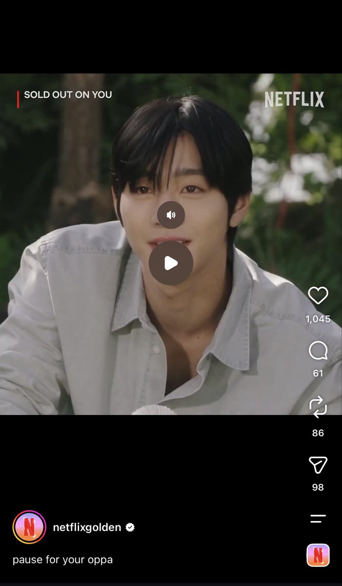 kdramanewbie's tweet photo. Netflixgolden’s pause on your oppa! Lucky me! https://t.co/0O9c54cUCX
