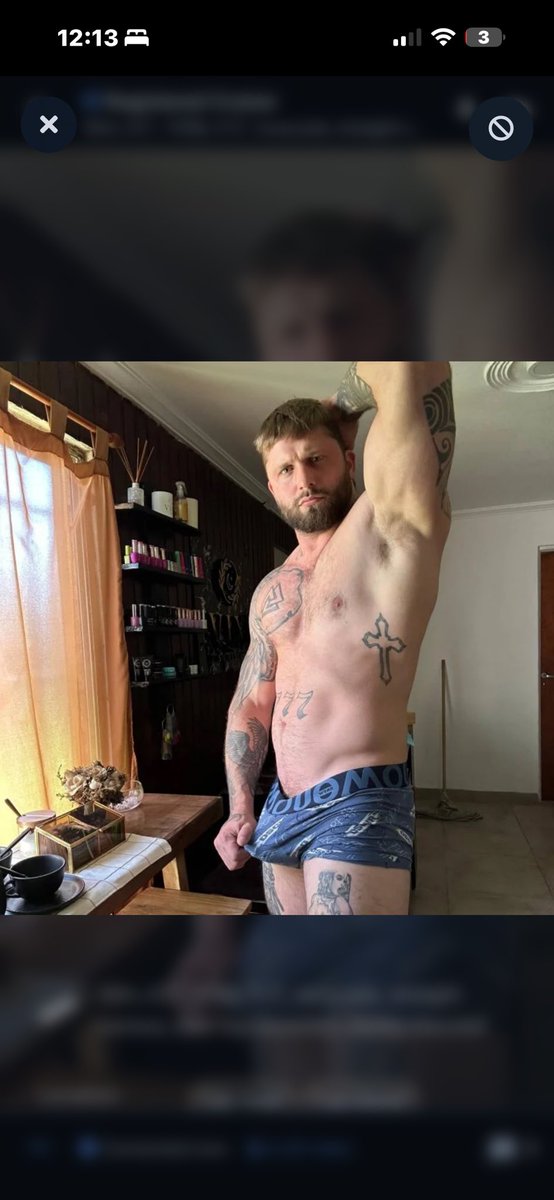 FatBottom69_'s tweet photo. I feel like I’ve seen fake profiles of this man online, more than anyone else. https://t.co/oIuwQVYw8u