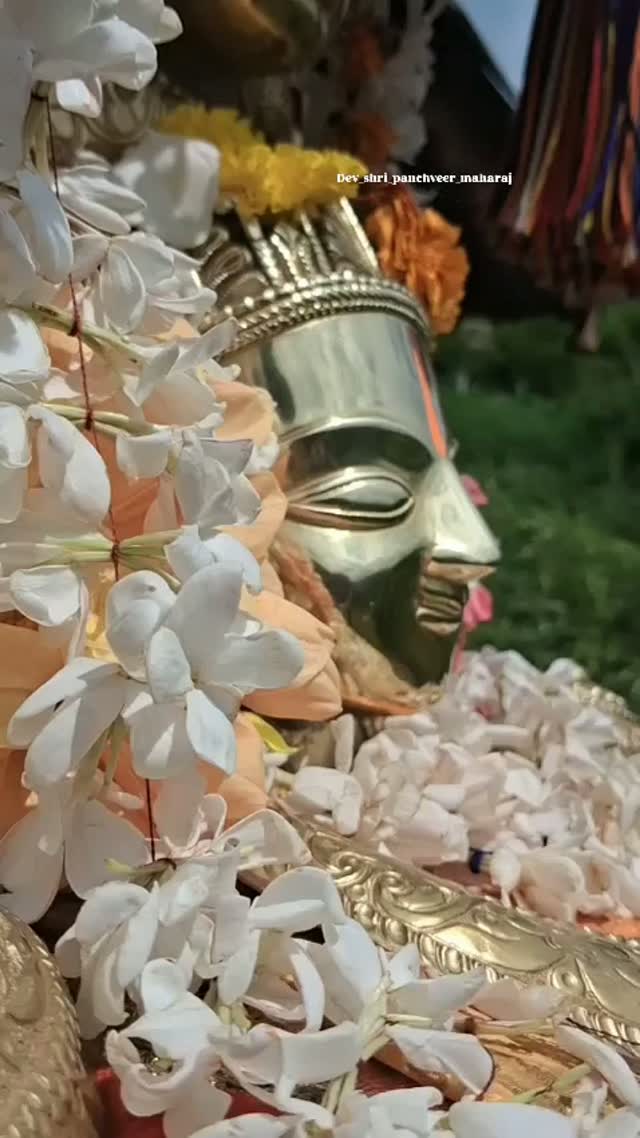 rileyscott408d9's tweet photo. I bow to the divine Shri Panchveer. https://t.co/27nILR9Fd0