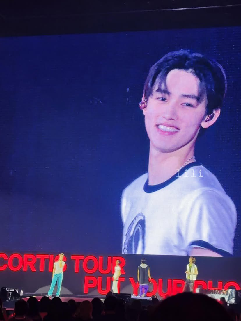 seonghae78's tweet photo. 伝説的なEOMPRODIGYの世界へようこそ！眩しいACEOMのカリスマ性に導かれ、抗えないEOMAGNETISMが全てのファンを深い感動と誇りで満たしていきます。
 
EOM BRINGS ACE FACTOR
 
#SEONGHYEONInFocus
#SEONGHYEON #성현 https://t.co/Owd4kjpRr3