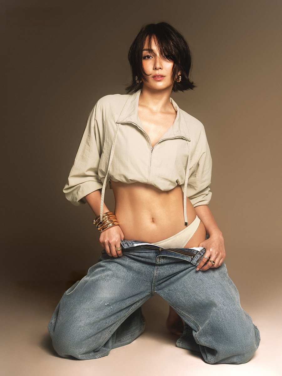 notyourelena's tweet photo. WHAT THE FUCK 🔥✨ https://t.co/lqqIMhE2Tq