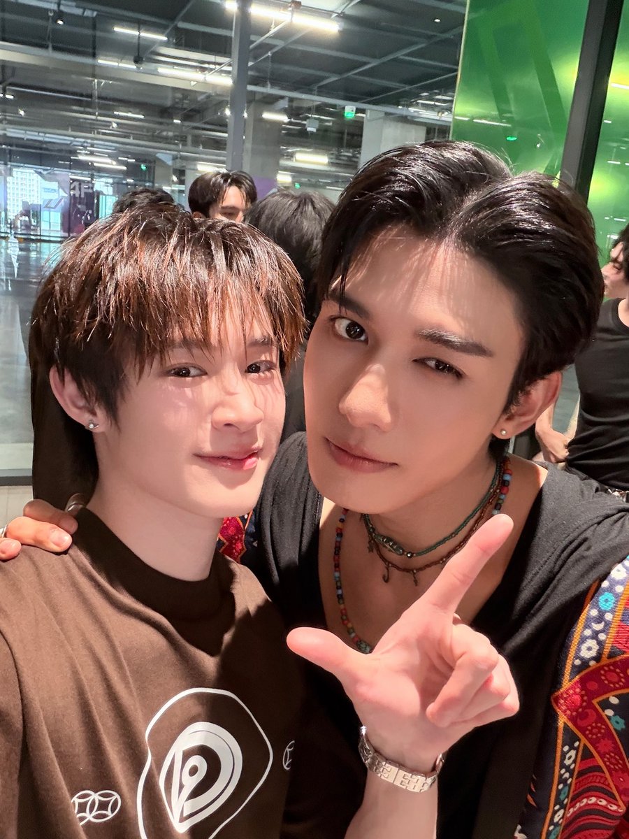 natasittttt's tweet photo. รอตามติดชีวิตชาวหอ ตัว ดี แล้วค้าบ หอนี้จะวุ่นวายแค่ไหนกันเชียว (กลัวผวนตลอดเลยฮือออ) 

D DORM SITCOM PREMIERE

#มหาฤกษ์หอตัวดี https://t.co/3kbVjbuhC3