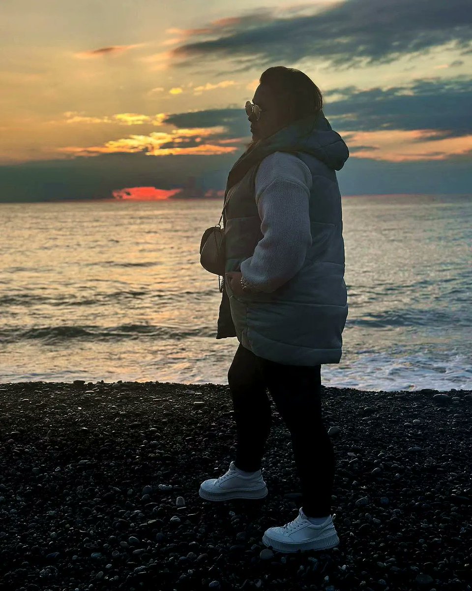 VenusShoptkm's tweet photo. Photo by Полина К in Sochi Beach. https://t.co/pX4g6pL0co