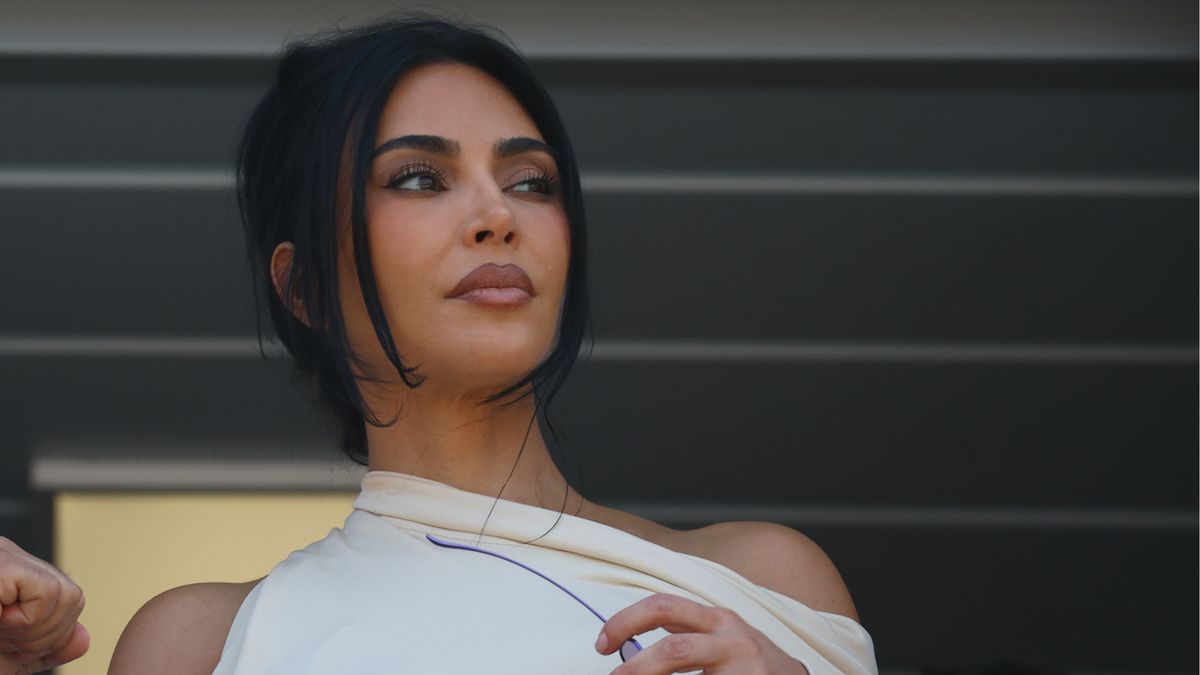 What to know about esophagitis after Kim Kardashian reveals diagnosis in new 'Kardashians' trailer