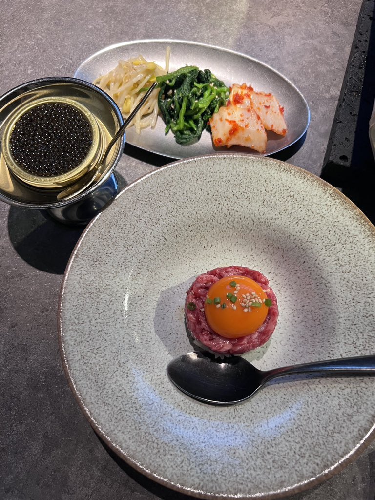 Azarea505_Power's tweet photo. 美味しかった😋
この後はカミーユフォルネ行って革ベルトの新調してニコラ��・G・ハイエック センターで腕時計巡り♪ https://t.co/lapI5zwtLb