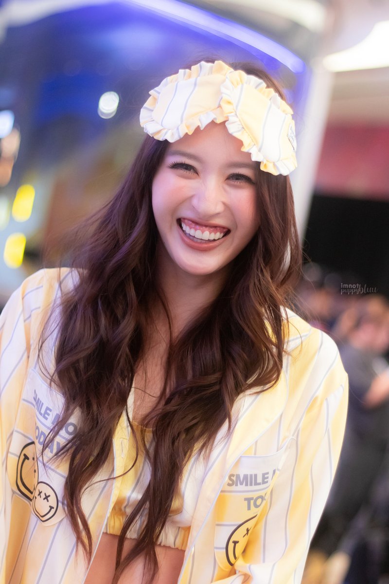 imnotpuppybluu's tweet photo. 💖

#SIAMCENTERBIFW2026xVIEW 
#SleepingcloudTH #viewbenyapa https://t.co/bW5UQdaDEn