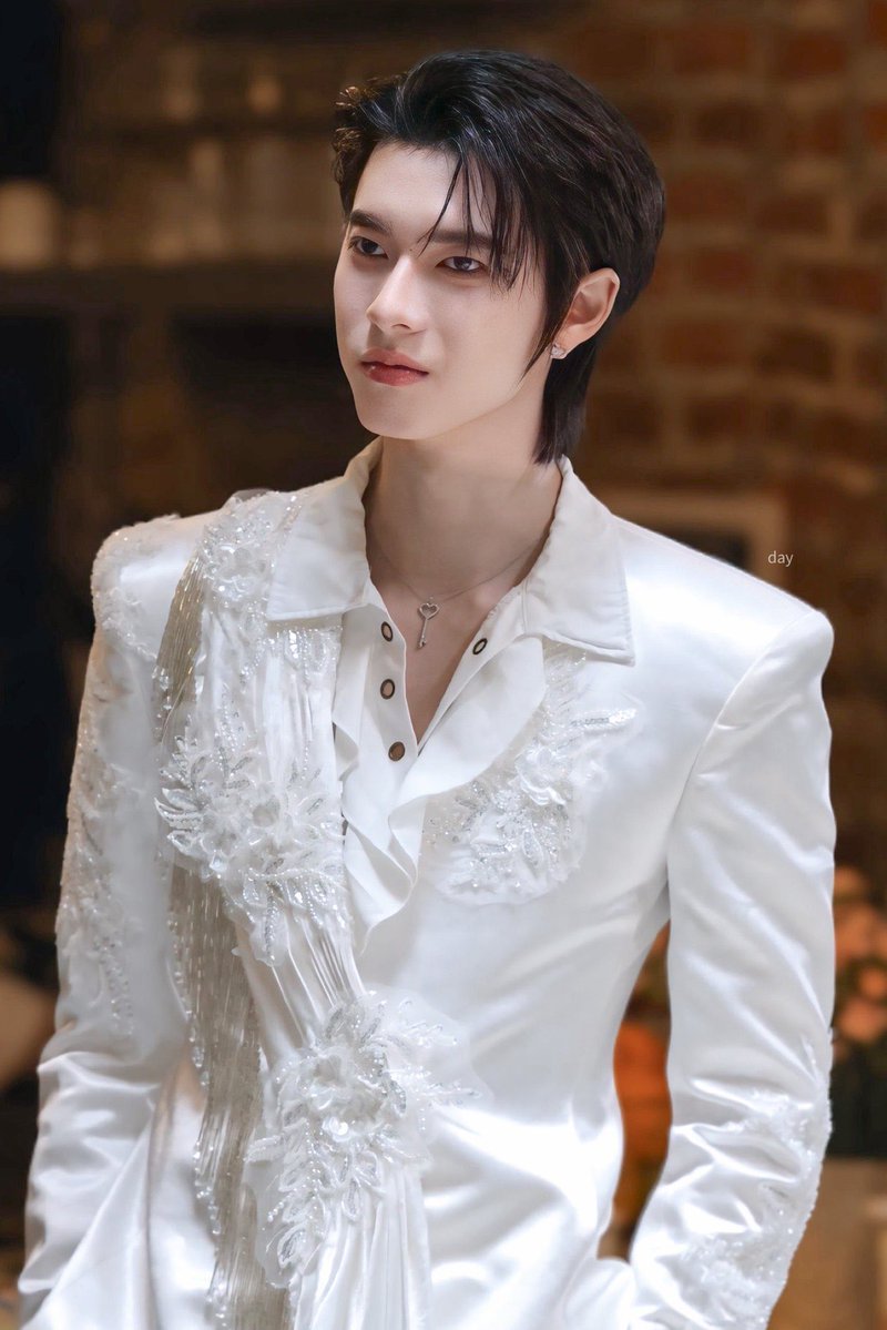 binxwinks's tweet photo. ✨ prince of darkness to prince of light ✨

               𓂋
• . ݁₊ ⊹ . ʚ♡ɞ . ⊹ ₊ ݁. •

𝜗 #ppoohkt @ppoohkt 𝜚 https://t.co/DQGAR2Ckau