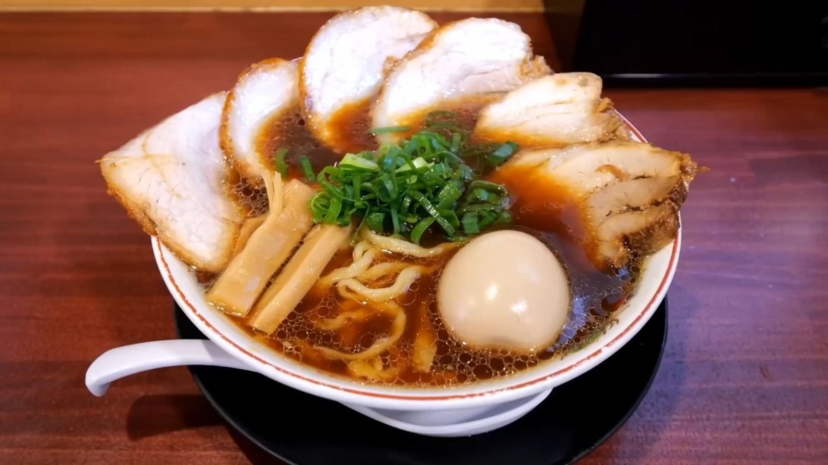 MelidaKill44's tweet photo. Craving bold flavors Today’s spotlight on Tokyo-style miso ramen—rich, savory broth with springy noodles, tender chashu and wakame. Pure comfort in a bowl, 10/10! https://t.co/3QY9O3Ywmb