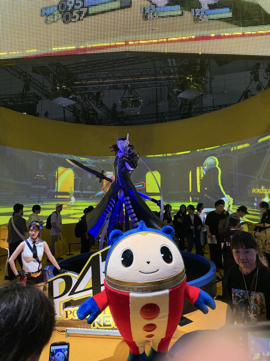 raitaro_'s tweet photo. ペルソナブースも楽しい！ https://t.co/ReyUzWU5MX