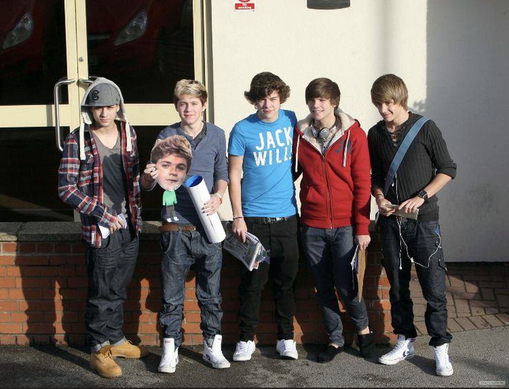 ot5hourly1d's tweet photo. https://t.co/r09kpVKwTR