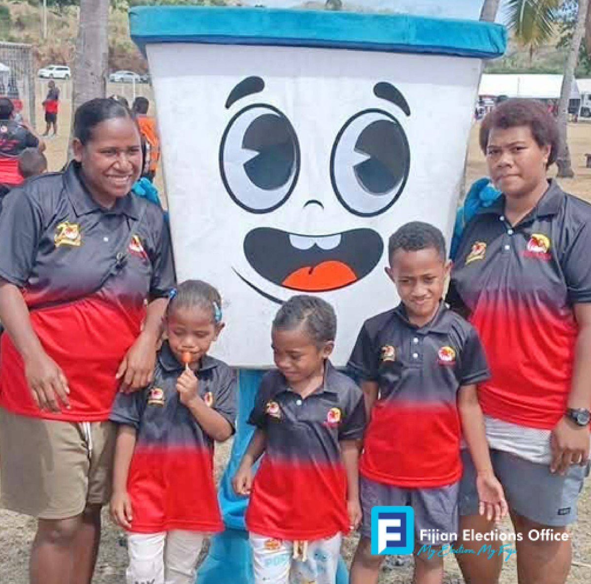 FEO_Official_'s tweet photo. ๐๐ Thatโs a wrap, Ba!
A big vinaka vakalevu to everyone who stopped by our FEO tent at the Rooster Family Fun Day and took the time to get election-ready! ๐ณ๏ธ
Thank you, Ba, for the warm welcome and a fantastic day!
#YourElectionyourSay
#RoosterFunDay https://t.co/wdMQVWMT7M