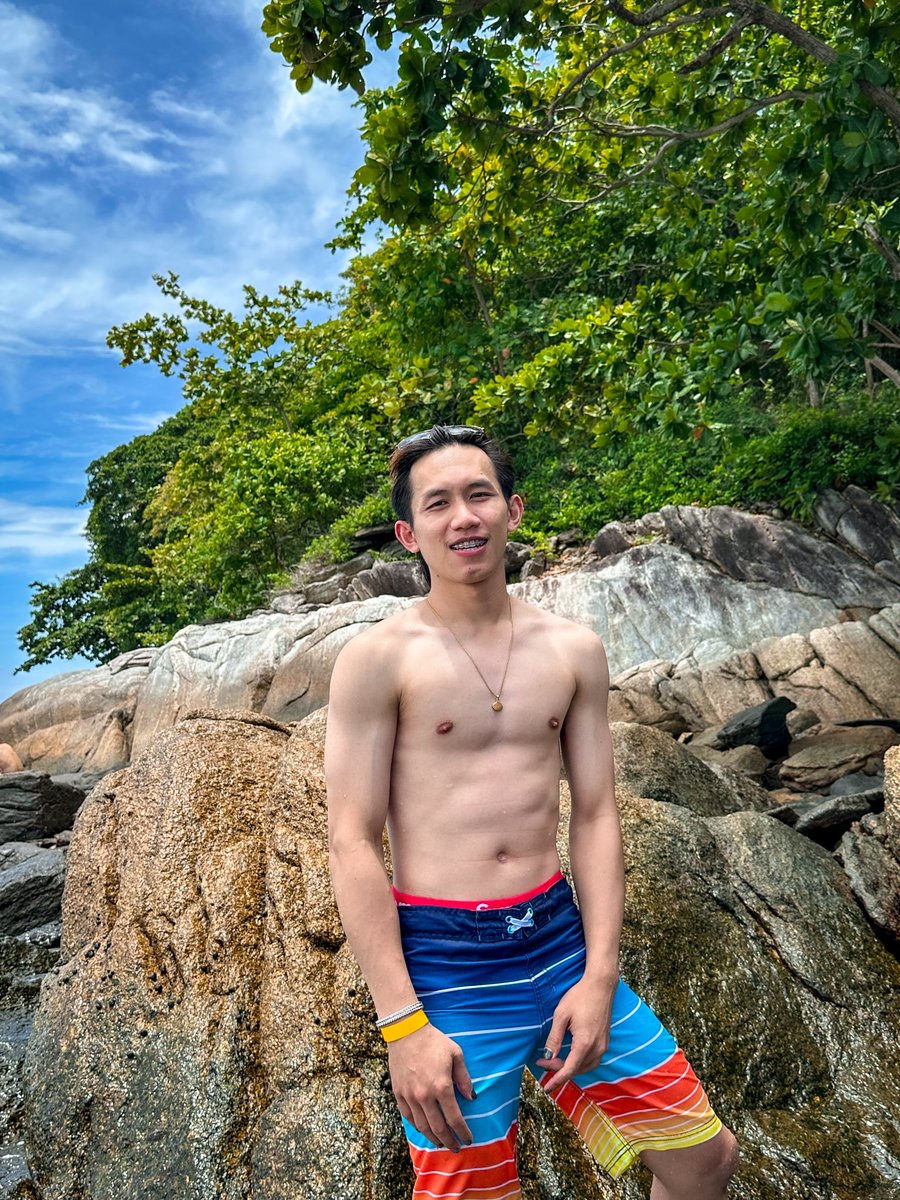 sknpyk's tweet photo. คิดถึงทะเล 💦

#ปลวกแดง #มาบยางพร #บ่อวิน #สะพานสี่ https://t.co/lgqbLLyZV4